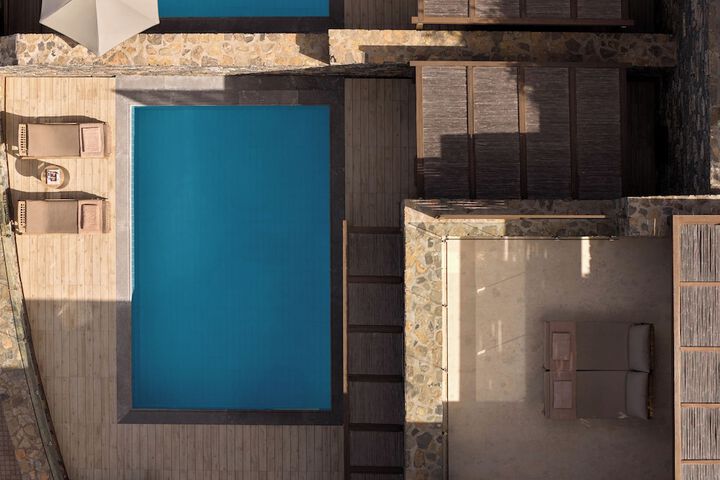 Pool 146 of 241