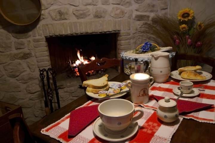Breakfast/Coffee Service 16 of 26