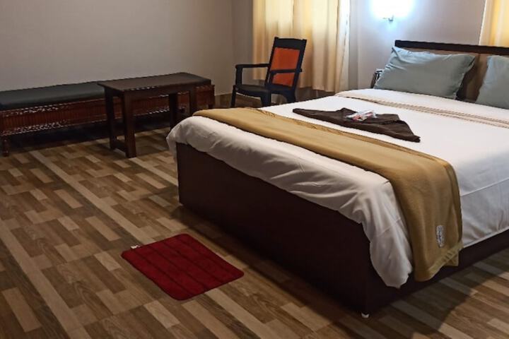 Room 3 of 17