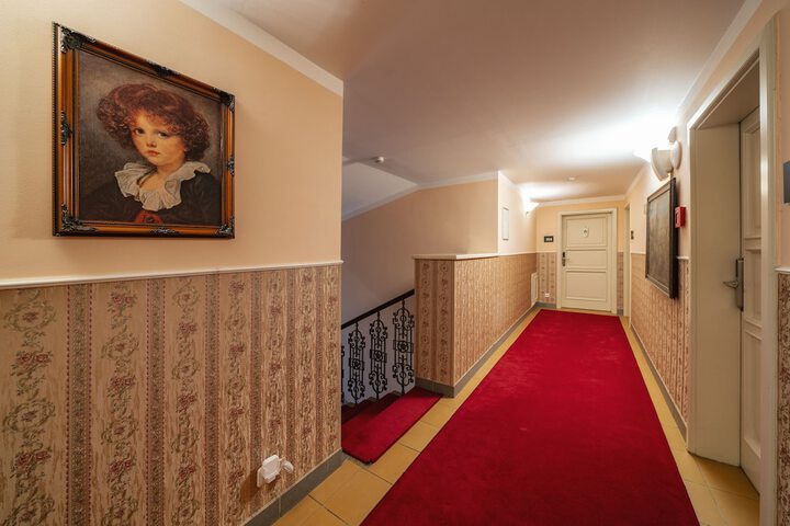Room 38 of 113