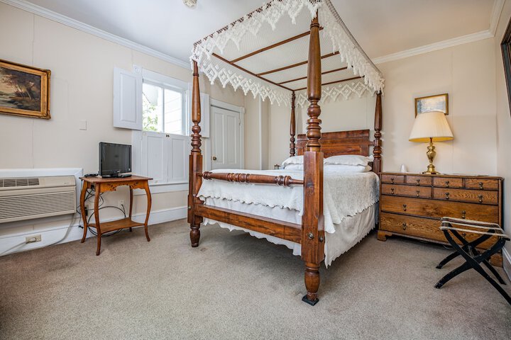 Cedar Creek Guest Room Double Bed (30 of 43)
