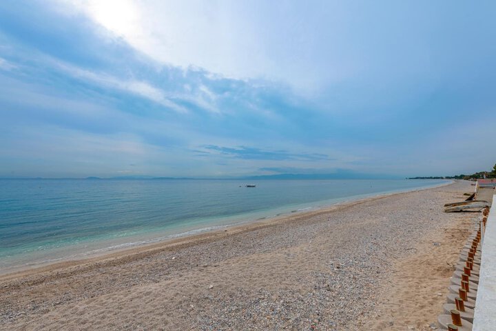 Beach 30 of 52