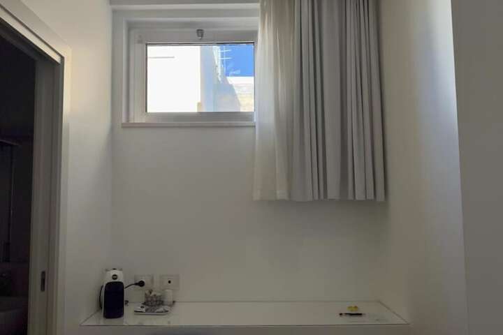 Room 7 of 49