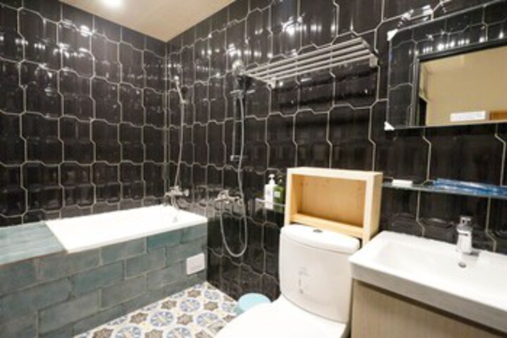 Room 3 of 11
