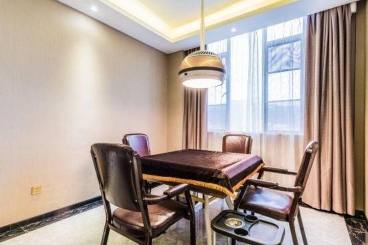 Lavande Hotel (Zhaoqing East Station Dinghu Mountain Scenic Area)