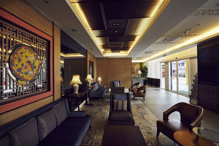 Lobby Entry
