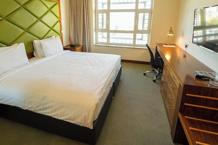 Room 36 of 64