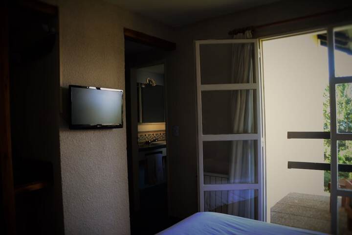 Room 8 of 79