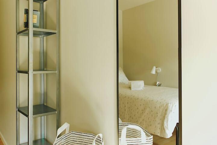 Room 2 of 13
