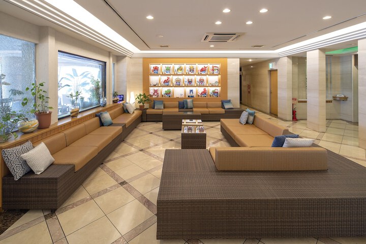 Hotel Lobby