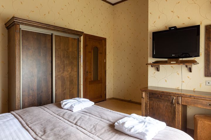 Room 46 of 262