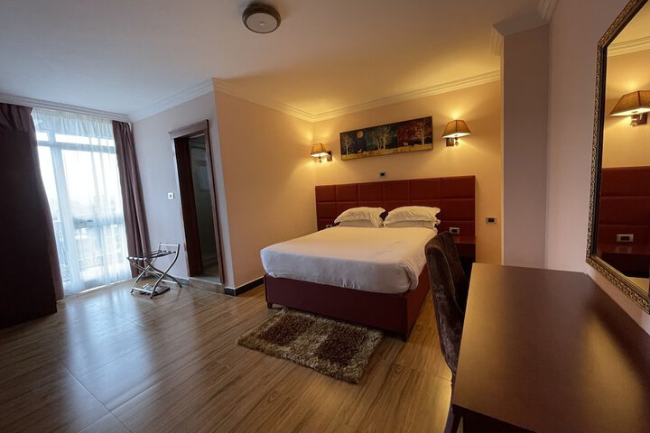Room 2 of 22
