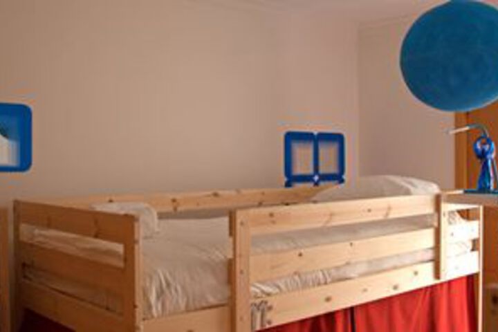 Room 18 of 34