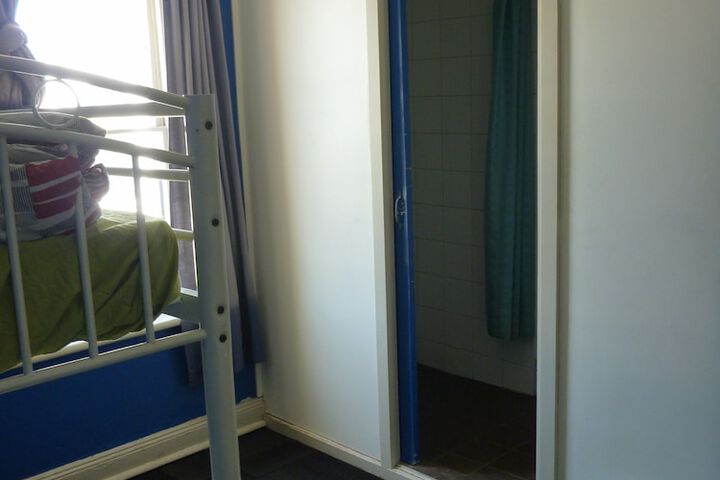 Room 26 of 44