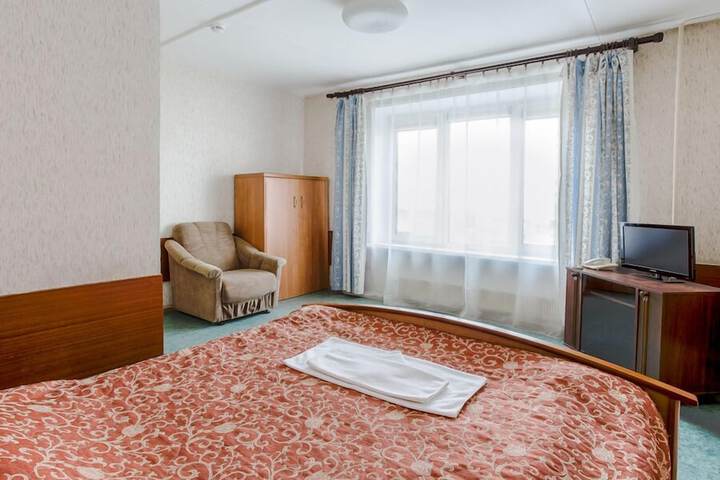 Room 11 of 45