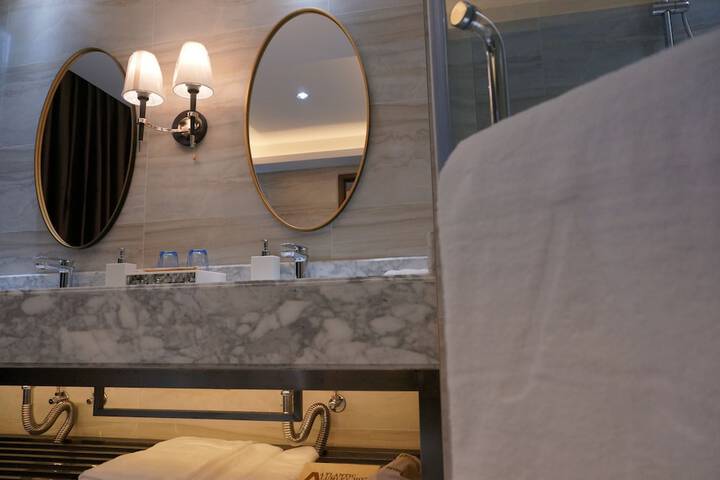 Bathroom Interior Photo