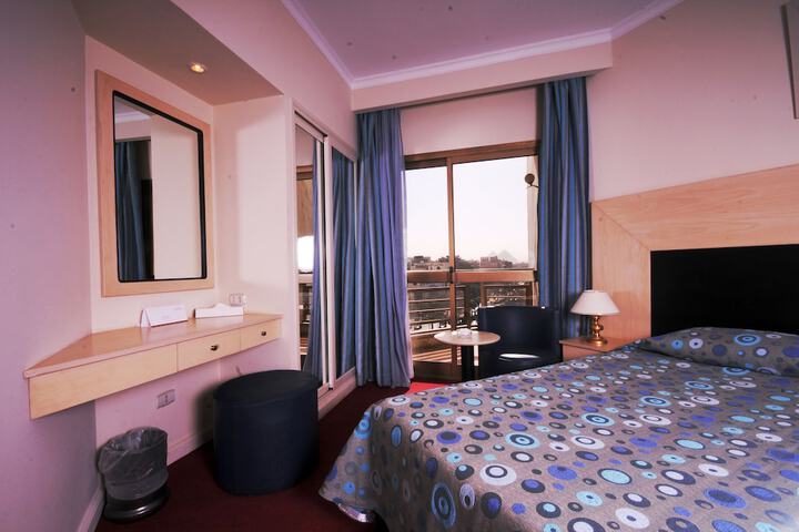 Room 12 of 64