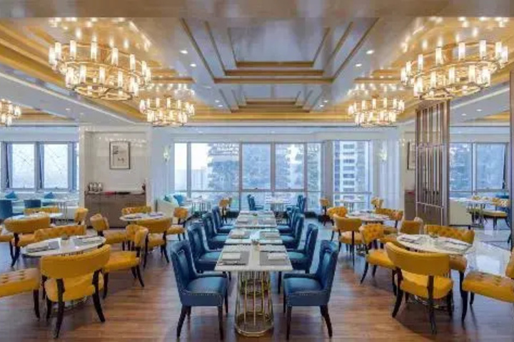 Dining 17 of 17