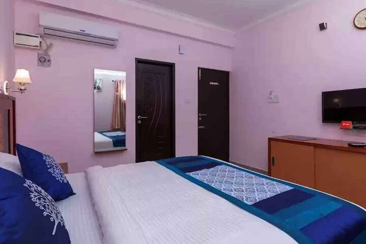 Room 6 of 21