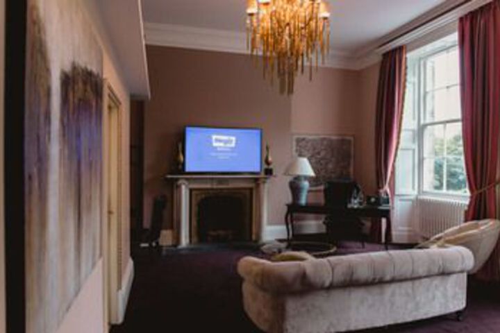 Room 21 of 24