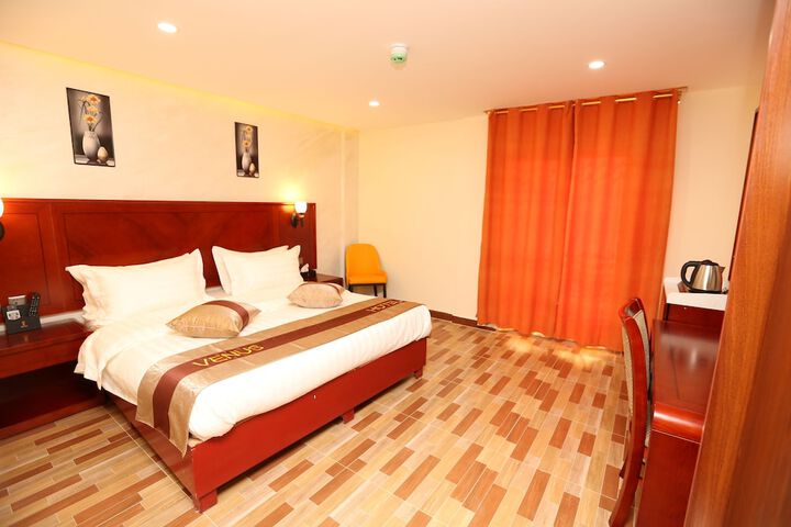 Room 15 of 45
