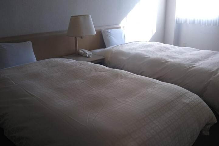 Room 16 of 45