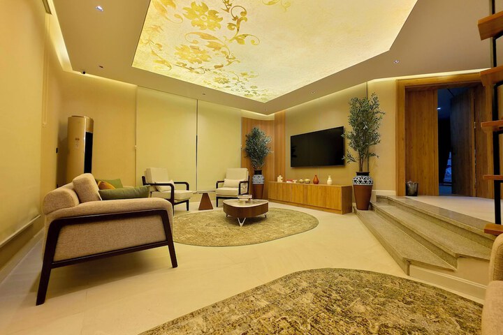 Hotel Interior 3 of 72