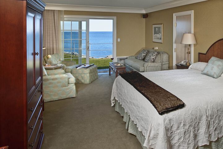 Room 32 of 79