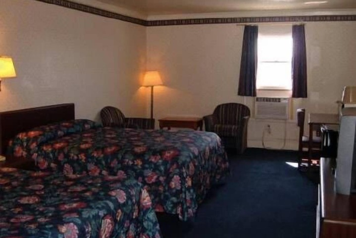 2 Queen Beds