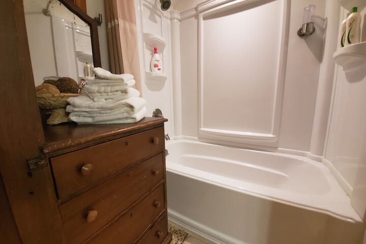 Room 18 of 53