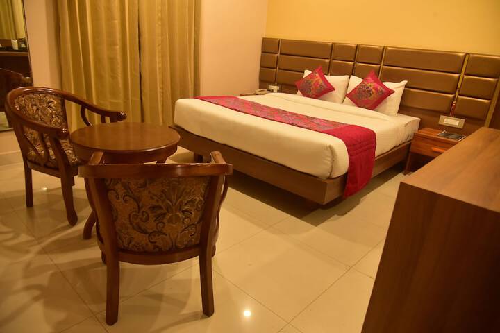 Room 12 of 39