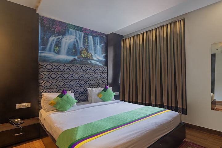 Room 20 of 30