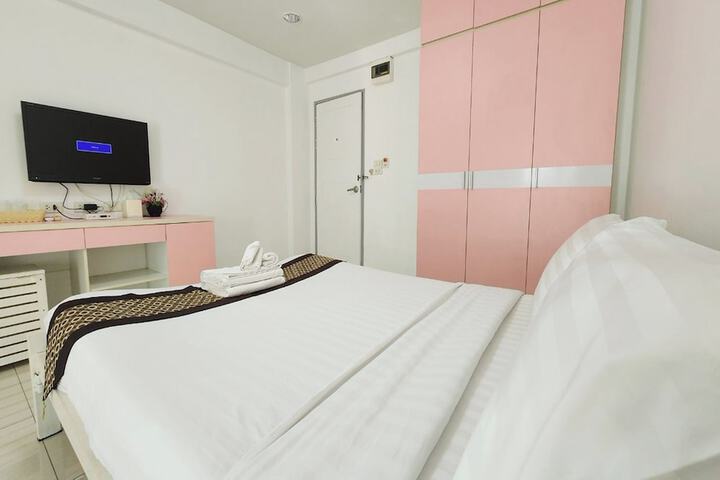 Room 19 of 38
