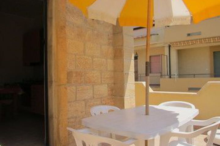 Terrace/Patio 16 of 17