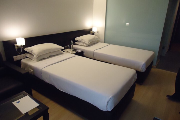Room 35 of 113