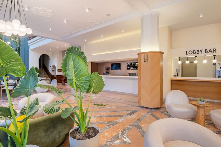Hotel Interior 9 of 60
