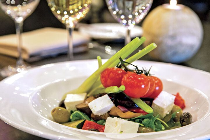 Dining 44 of 66