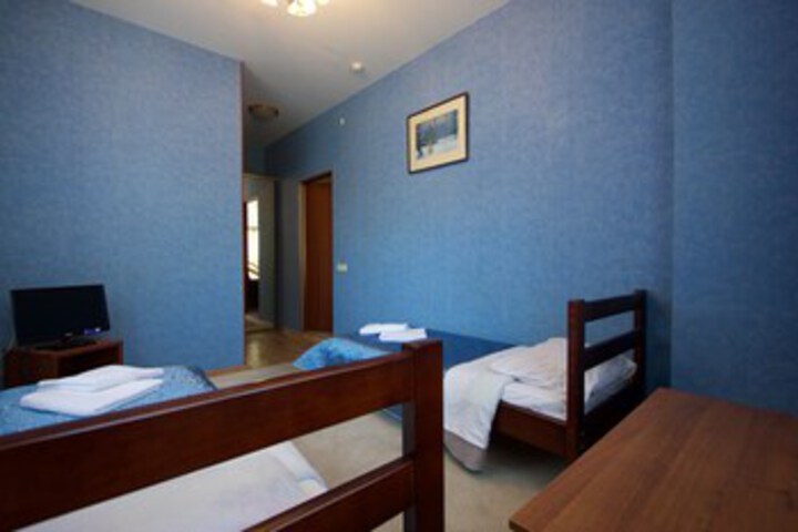 Room 17 of 21
