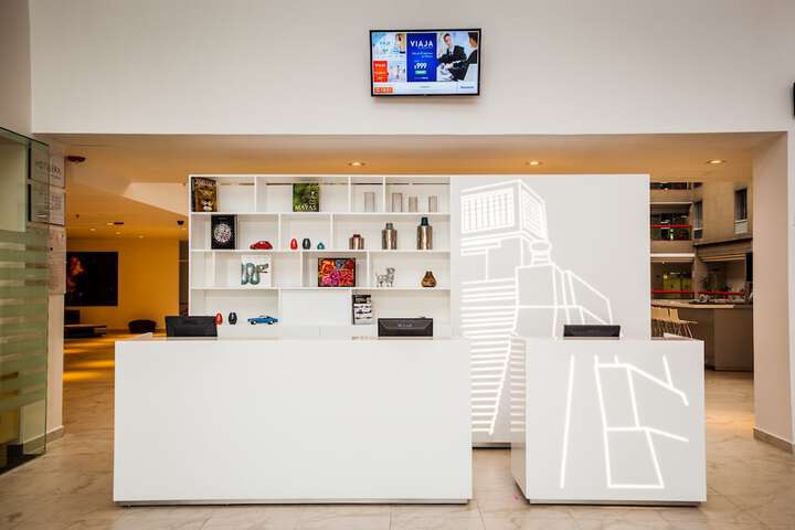 Guest Lobby