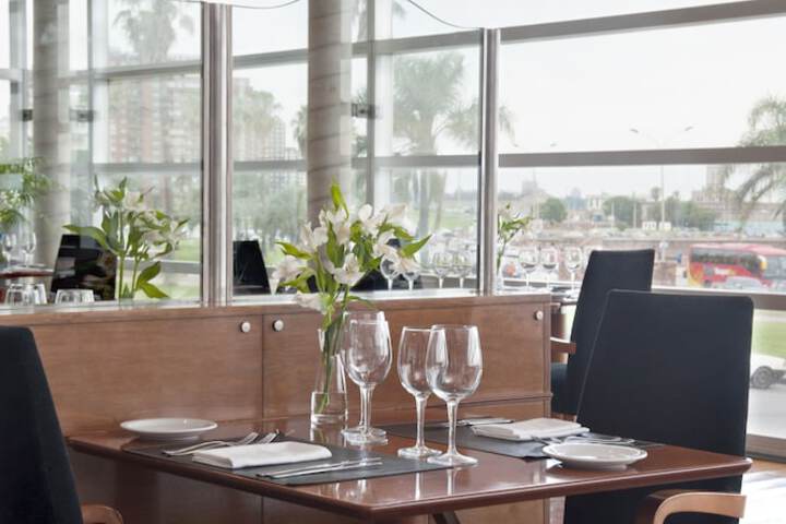 Dining Photos