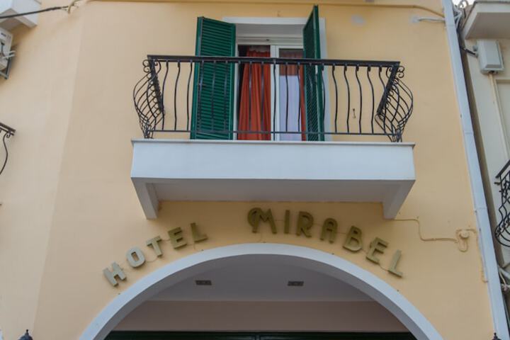 Hotel 58 of 64
