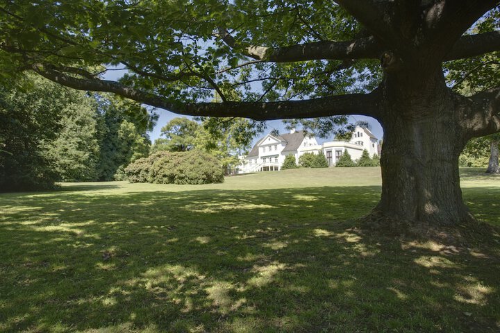 Property Grounds 52 of 56