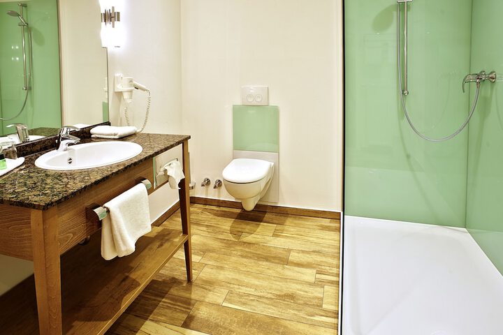 Bath Photo