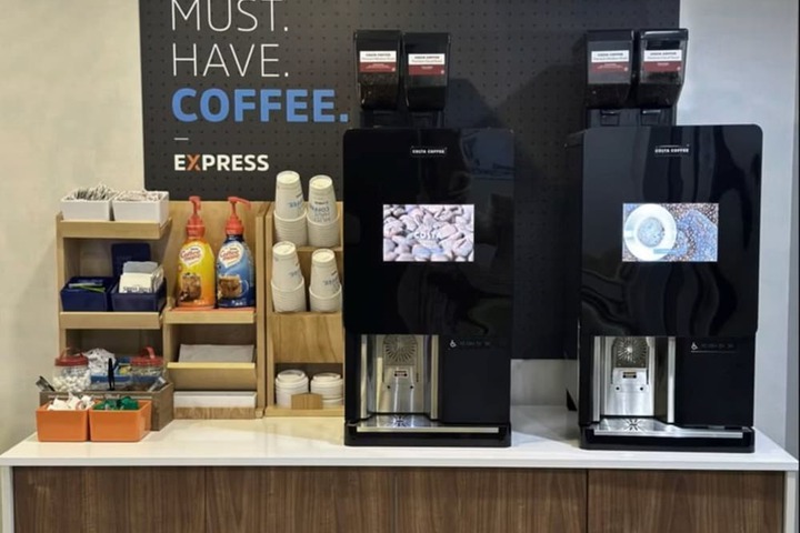 Breakfast/Coffee Service 52 of 61