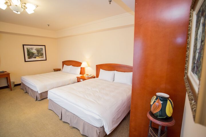 Room 54 of 203