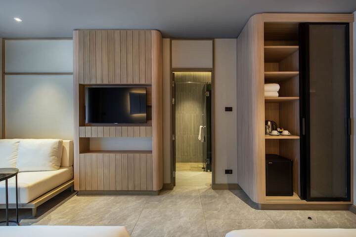 Room 14 of 35