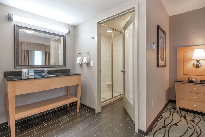 Bathroom shower