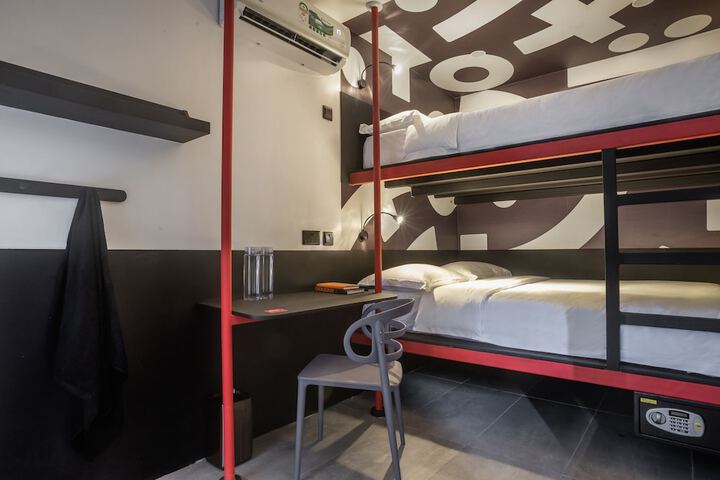Room 3 of 27