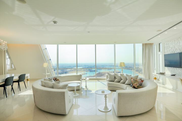 Room 15 of 183