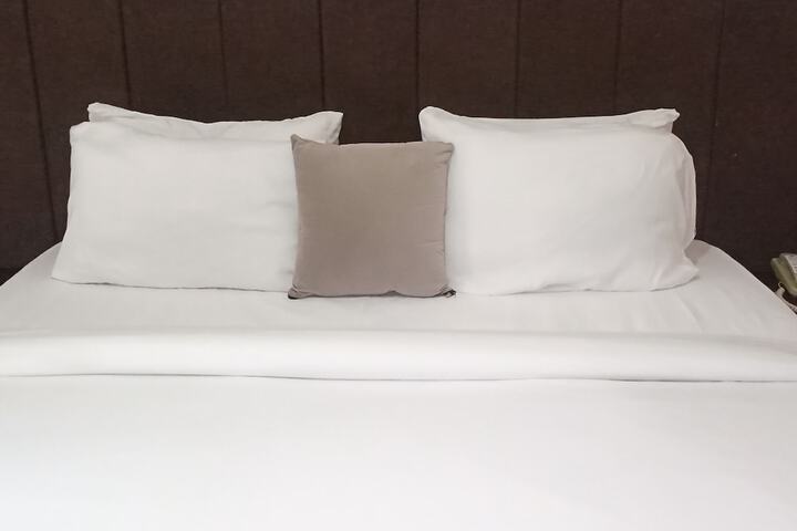 Room 18 of 47
